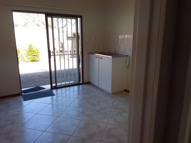 To Let 1 Bedroom Property for Rent in Durbanville Western Cape